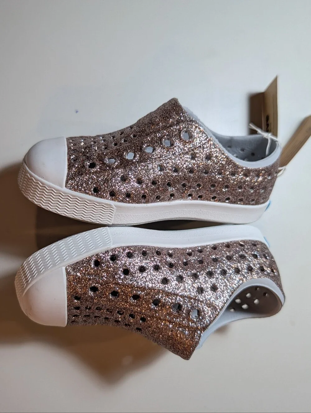 Native Kids Jefferson Bling Glitter Slip-On Shoes Child Size 6 NWT